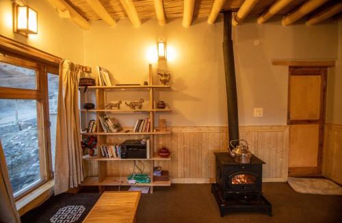 Tingmosgang Cabin | Shan at Uley