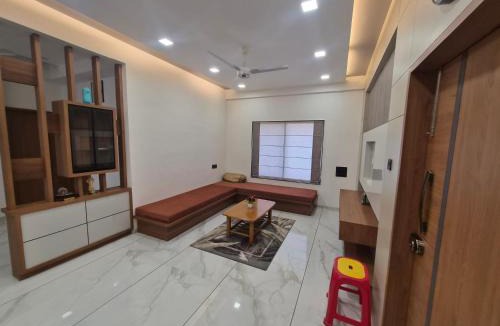 Pandharpur Apartment | Shantai Homestay Luxurious flat For Family