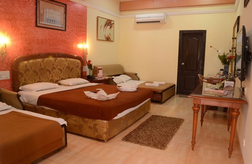 Mahabaleshwar Hotel | Shanti Villa