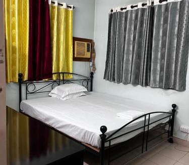 Santiniketan Villa | Shantiniketan Bungalow with green lawn