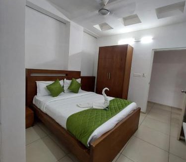 Kochi Hotel | Sharp Suites