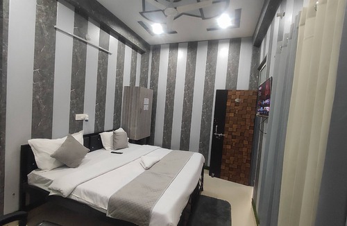 Gomti Nagar Hotel | Sharvil inn