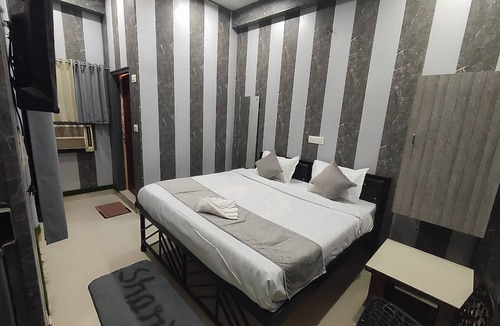 Gomti Nagar Hotel | Sharvil inn