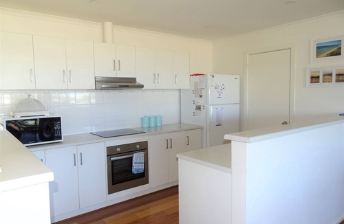 Moonta Bay Hotel | Shell Seeker, Moonta Bay