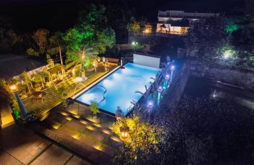 Vagamon Resort | Shisiram-Italian Luxury cottage Tabor Hills Resort