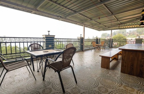 Wai Villa | Shivaji's Villa By Joy Suites