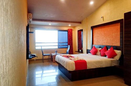 Mahabaleshwar Hotel | Shivneri Valley Escape Hotel - A Scenic Valley View Hotel in Mahabaleshwar