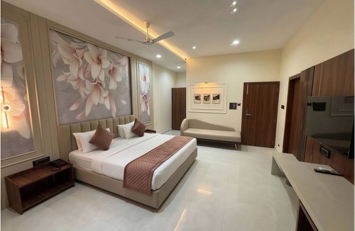 Ujjain Hotel | Shree Agrawal Avenue