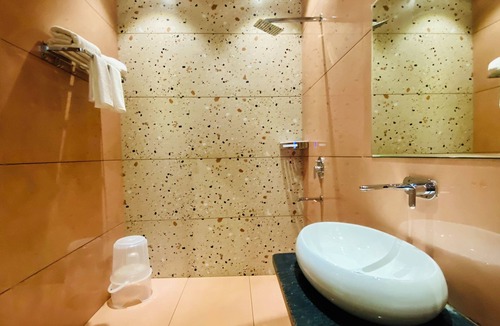 Ujjain Hotel | Shree Anantay Club & Resort