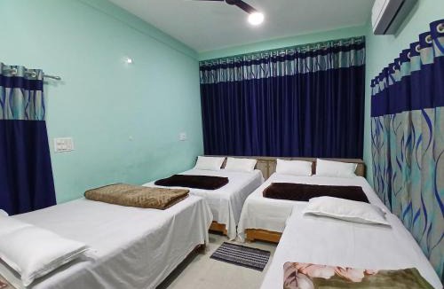 Ujjain Hotel | Shree DashbhujaNath Stays