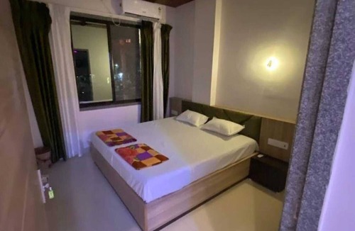 Shri Madhopur Hotel | Shree Hanuman Hotel