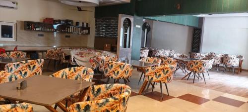 Sakrai Hotel | Shree Krishna Hotel & Restraunt
