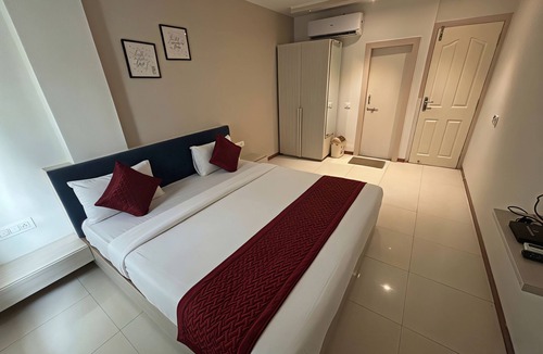 Indore Hotel | Shree Omkar Hotel