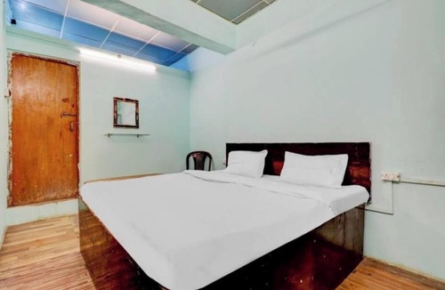 Jhansi House | Shree Radhe Krishna Guest House