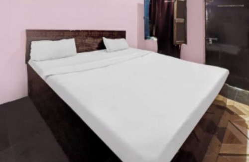 Jhansi House | Shree Radhe Krishna Guest House
