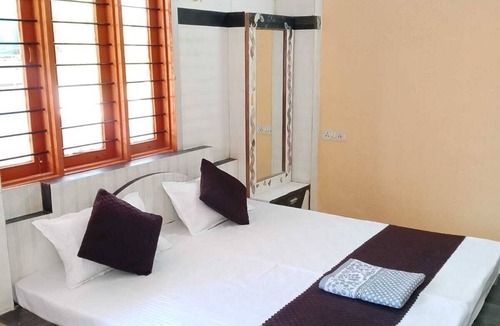Ujjain Villa | Shri Chandan Villa Ujjain