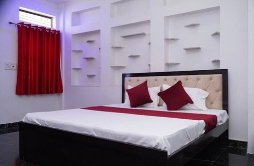 Udaipur City Centre Hotel | Shri daulat villas hotel