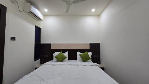 Bhopal Hotel | SHRI DIVYAM Hotel & Restaurant