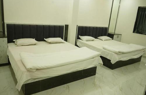 Tuljapur Hotel | Shri Hari Executive Lodge