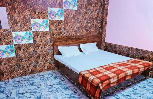 Vrindavan Hotel | SHRI KRISHNA SHRYAASHRYA ASHRAM