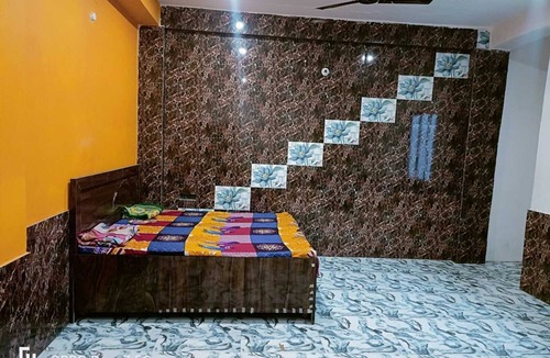 Vrindavan Hotel | SHRI KRISHNA SHRYAASHRYA ASHRAM