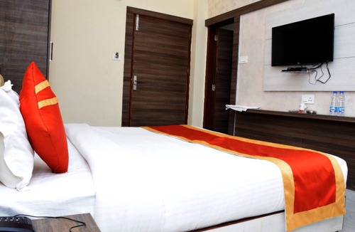 Azamgarh Hotel | Shri Sai Hotel Azamgarh