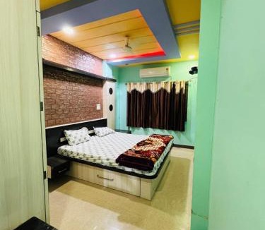Omkareshwar House | Shri Vinayak Guest House Omkareshwar