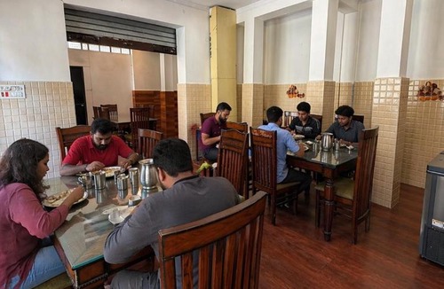 Kharsali Hotel | Shri Yamuna Divine Inn