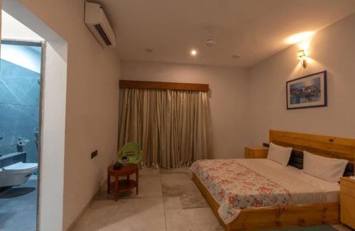 Dhar Hotel | Shriji Ananda Hotel & Resort
