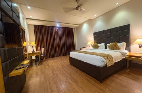 Bharatpur Hotel | Shyam Resort Bharatpur