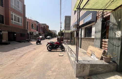 Vrindavan Apartment | shyamkunj homestay