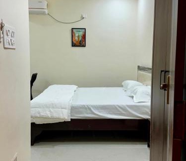 Sidhout Hotel | Siddavaram Residency