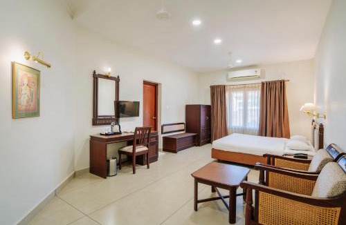 Kumily Resort | Silver Crest Resort