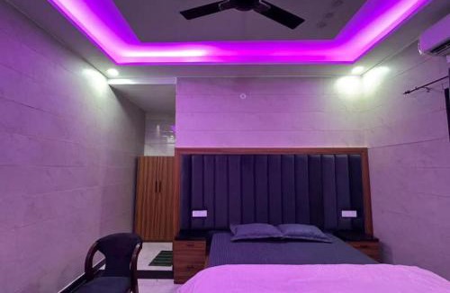 Rishikesh House | Sky view penthouse and 6 rooms , no lift