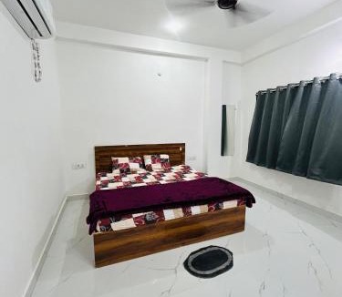Marhi Hotel | Skyline Hotel & Banquet