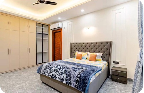 Faridabad Hotel | Skynest Farm Stay