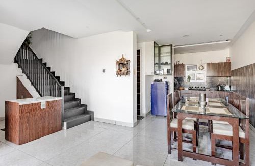 Mallital Villa | Skyvale Nainital - 4BHK Luxury Mountain View Villa