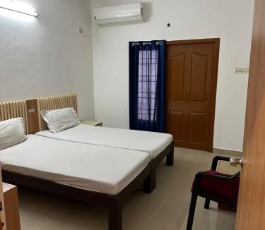 Khattalwada House | Smart Guest Rooms
