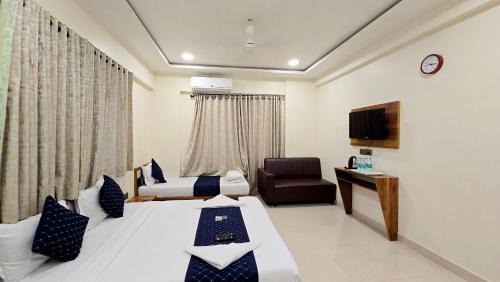 Prabhadevi Hotel | Smooth Checkin By Edition Blue - Mumbai
