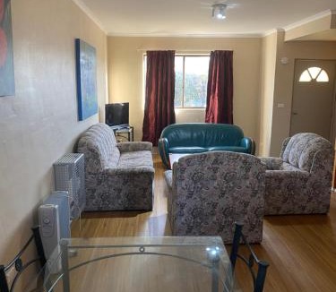 Berridale Hotel | Snowgate Motel + Apartments