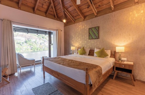 Bhimtal Hotel | Sojourn By the Lake - Boutique Hotel
