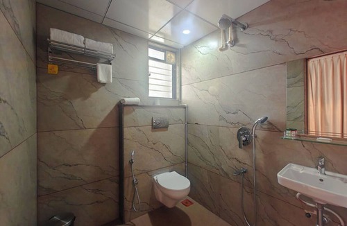 Tathawade Hotel | Solasta Stays & Banquets - Wakad