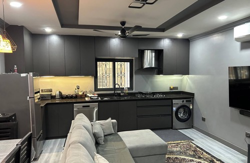 Bharuch House | Soothing 2-bedroom house with AC in enchanting Bharuch