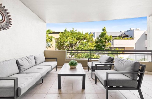 Avalon Beach Apartment | Spacious 2-Bed, 2-Bath Moments from Avalon Beach