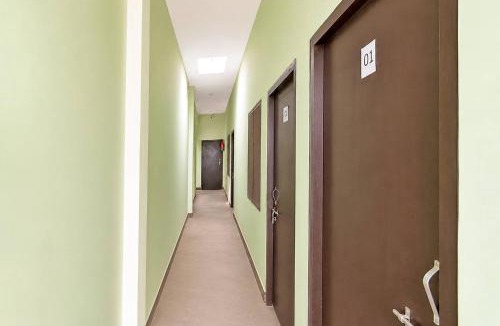 Malihabad Hotel | Spot On Galaxy Hotel
