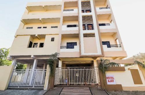 Nagpur Hotel | SPOT ON Hotel Ajay