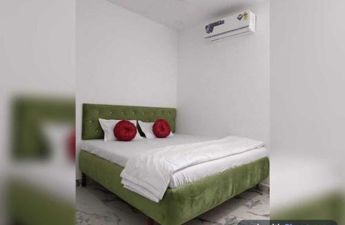 Kamthi Hotel | Spot On Hotel Blue Star
