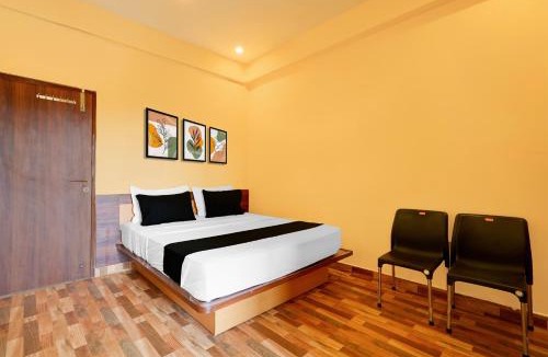 Narasapura Hotel | SPOT ON Sai Palace Bording And Loadging