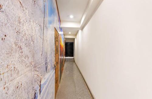 Etawah Hotel | SPOT ON The King Hotel And Restaurant