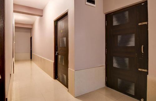 Dhanbad Hotel | SPOT ON TRINAY
